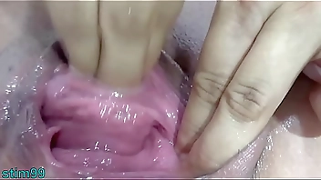 Female Pee Hole Fucking with Cucumber Japanese Kinky urethral insertion